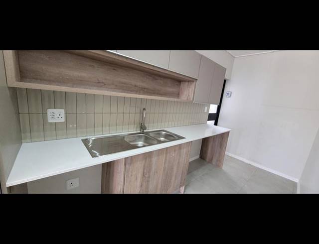 3 BEDROOM TOWNHOUSE FOR SALE IN ISLAND VIEW